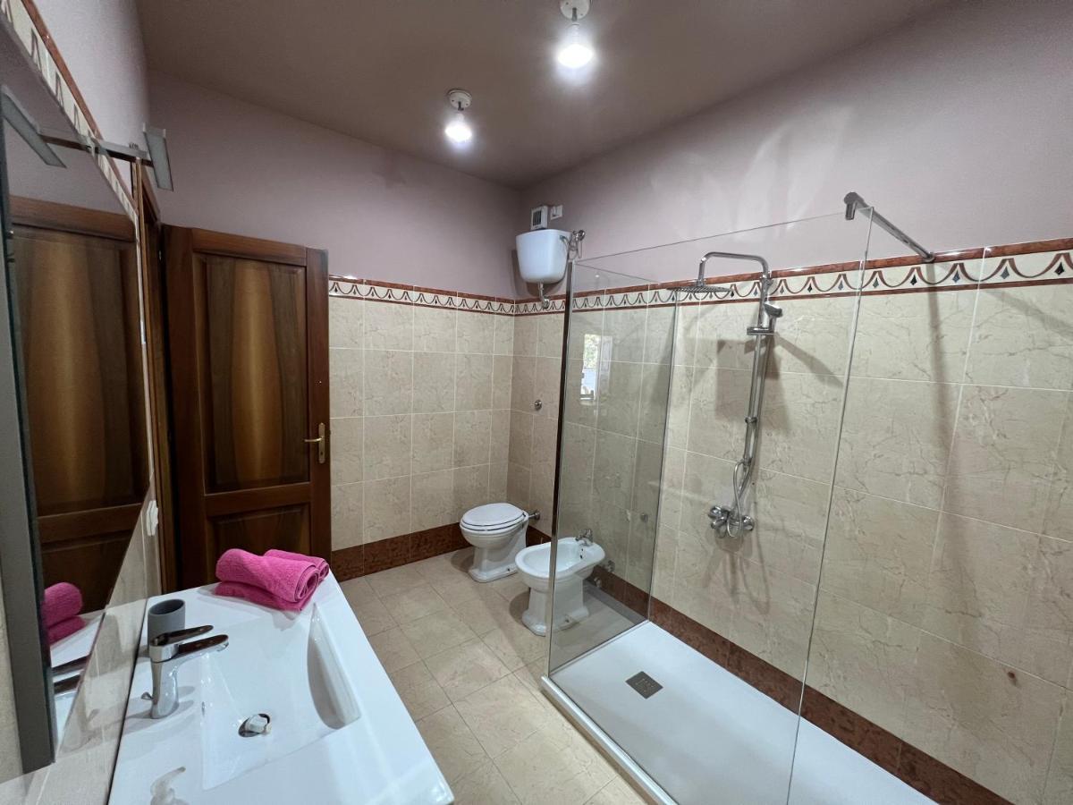 La Casa Di Demetra. Un Paradiso Tra Gli Olivi. Montecchio  Eksteriør billede